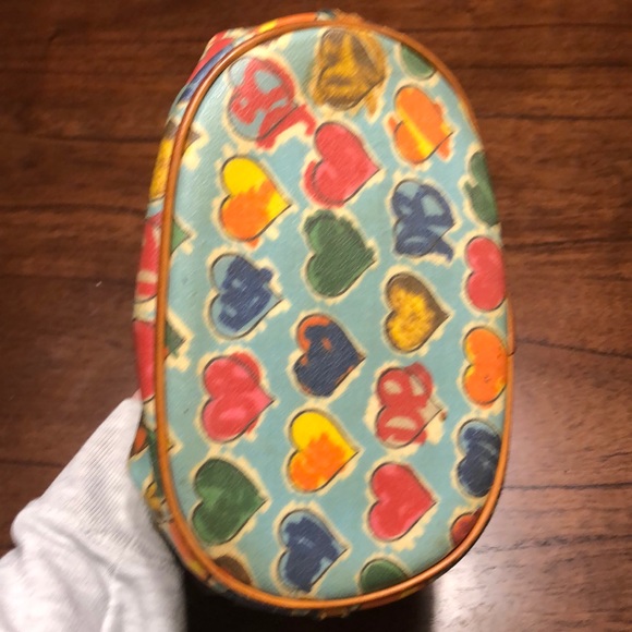 Dooney and Bourke small purse multi-colored hearts - Picture 3 of 7